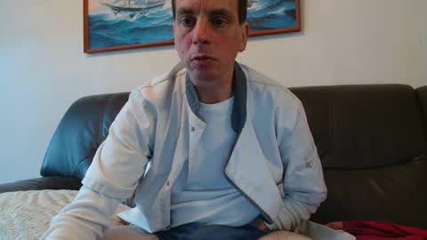 clouplefun online show from March 31, 6:37 am