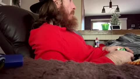 cloverboy1988 online show from December 7, 2:24 pm