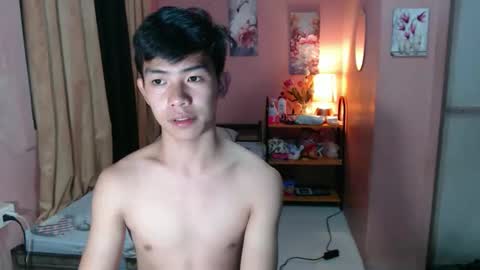 clyde_twinkx online show from March 29, 7:25 pm