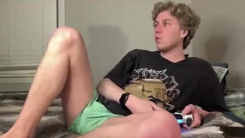 Clyde Austin online show from March 29, 3:39 am