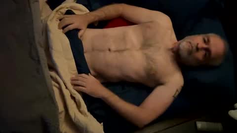 Snapshot of clydeninethousand chatting on September 29, 11:19 am clydeninethousand online show from September 29, 11:19 am