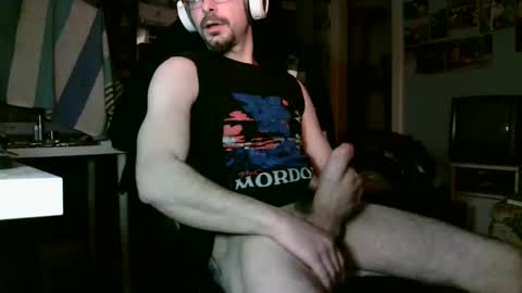 Snapshot of cochar102 chatting on February 22, 2:06 pm Cochar102 online show from February 22, 2:06 pm