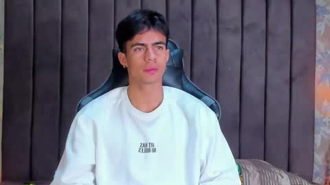 Cody Pipper online show from March 2, 12:36 pm