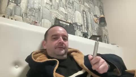 colambus83 online show from January 11, 3:05 pm