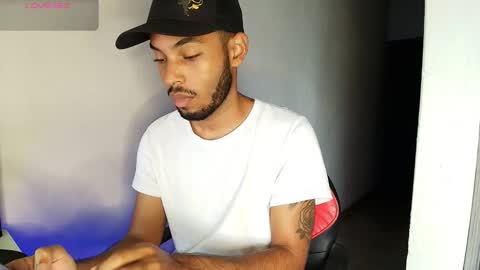 IG  online show from February 14, 12:33 pm