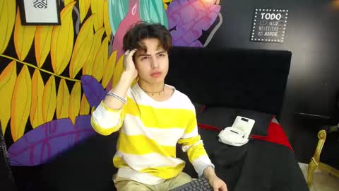 Snapshot of collinstone chatting on March 12, 8:10 pm collinstone online show from March 12, 8:10 pm