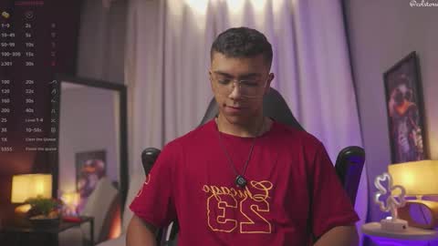 colstorw_ online show from March 9, 10:31 am