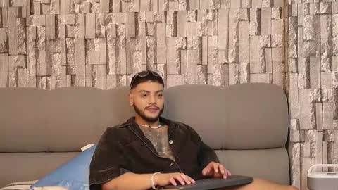 Jhoan online show from September 10, 3:05 am