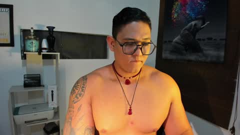 coltonmassif_ online show from January 16, 7:17 am