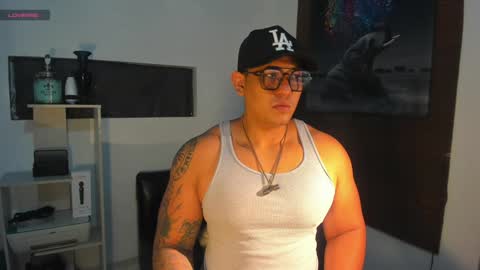 coltonmassif_ online show from December 31, 6:59 am