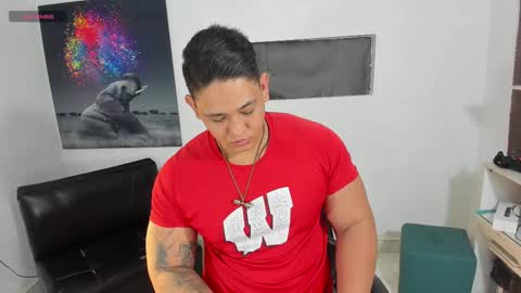 coltonmassif_ online show from February 19, 2:12 am