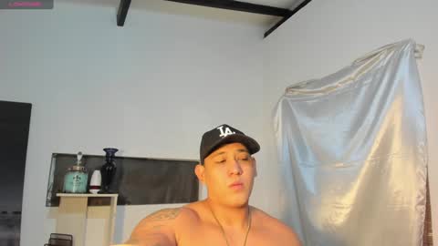 coltonmassif_ online show from December 13, 7:26 am