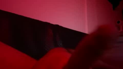 Snapshot of cometemipito chatting on November 1, 12:36 am Chris online show from November 1, 12:36 am