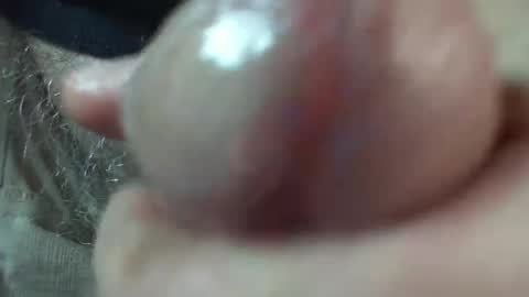 Snapshot of comox1961 chatting on January 15, 12:09 am comox online show from January 15, 12:09 am