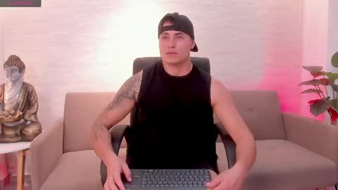 Connor Smith online show from April 15, 9:42 am