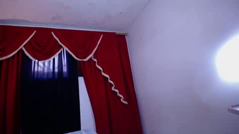  . .. .  online show from February 7, 12:06 pm