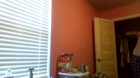 cooldude122222 online show from October 19, 7:50 pm