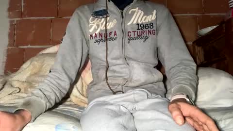 Corrado online show from December 8, 4:25 am