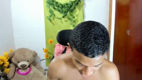 Ethan  online show from February 3, 11:36 pm