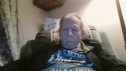 courieral1 online show from September 15, 8:21 pm