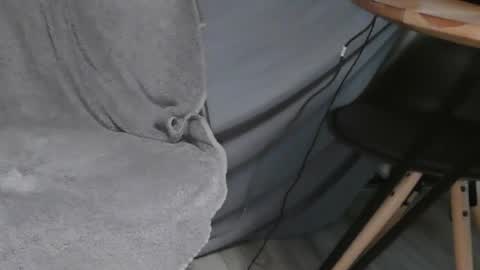 crazy2411 online show from September 28, 5:49 am