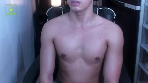 Snapshot of crazyasiancum chatting on September 17, 10:05 am Zion online show from September 17, 10:05 am