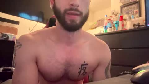 Snapshot of crazydill28 chatting on September 21, 4:40 pm crazydill28 online show from September 21, 4:40 pm