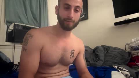 Snapshot of crazydill28 chatting on September 17, 11:17 pm crazydill28 online show from September 17, 11:17 pm