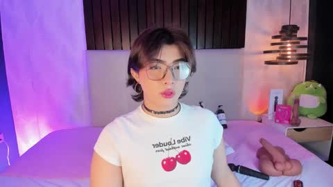 creamy_angelo online show from February 17, 12:48 pm