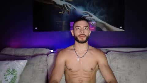 CRHISTIAN online show from February 25, 3:18 am