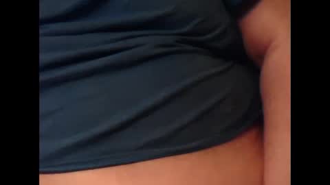 Snapshot of crimsonducki chatting on October 14, 4:52 am crimsonducki online show from October 14, 4:52 am