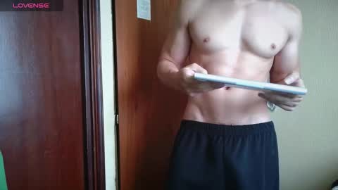 cris2428 online show from January 7, 2:00 pm