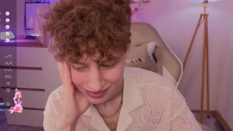 Chris online show from February 25, 6:25 am