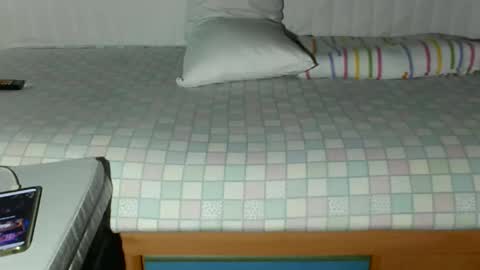 cristianrr184034 online show from January 5, 6:55 pm