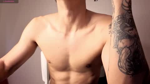 cristopher23  online show from October 27, 11:45 am