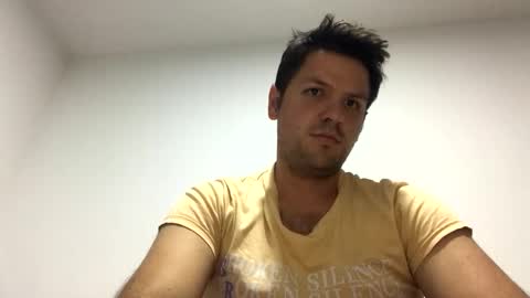 Snapshot of cristopher3042 chatting on December 15, 2:19 am cristopher3042 online show from December 15, 2:19 am