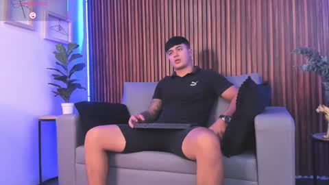 Cristopher online show from February 26, 2:51 pm