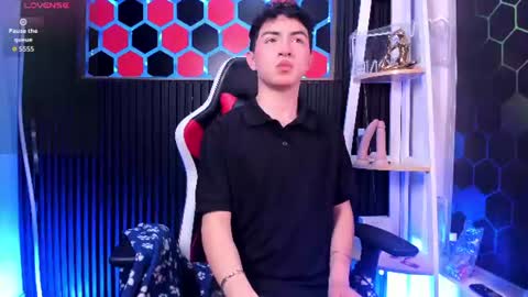 Cristopher  online show from July 2, 8:37 pm