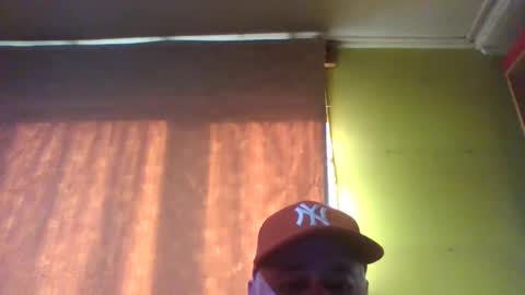 crmperez online show from May 31, 8:21 pm