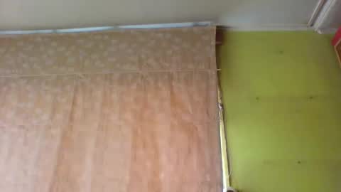 crmperez online show from November 12, 7:41 pm