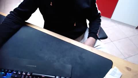 crocken_bisc online show from February 5, 3:08 pm