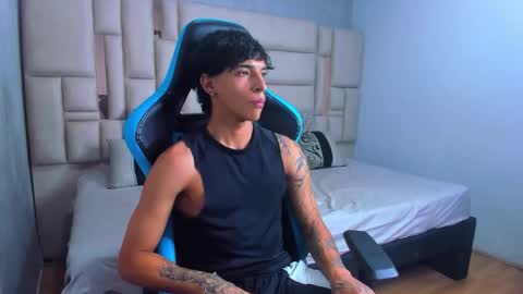 Croy online show from March 5, 2:46 pm