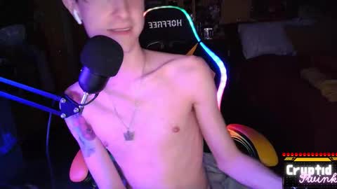 CryptidTwink online show from March 24, 6:18 am