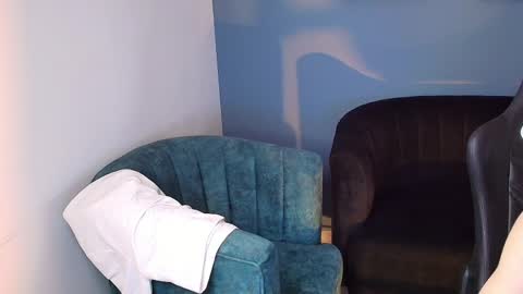 brandom online show from April 1, 1:29 am