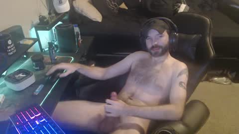 cumslinger2003 online show from December 14, 2:31 pm