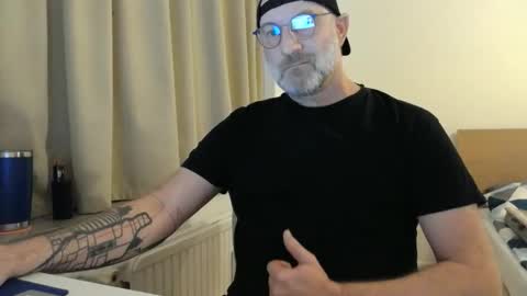 Curman85 online show from April 20, 10:45 pm