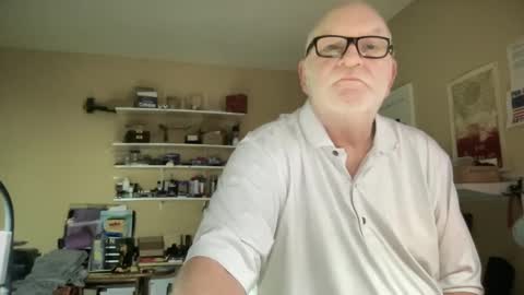 Snapshot of curo69 chatting on March 1, 11:28 am ALAN online show from March 1, 11:28 am