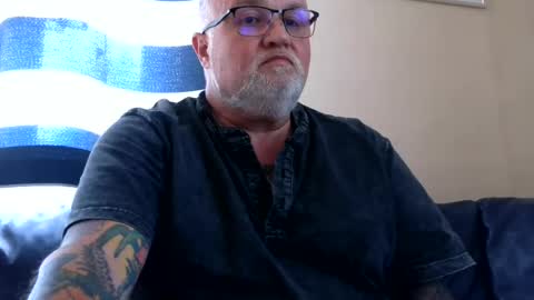curtus14 online show from August 3, 11:38 am