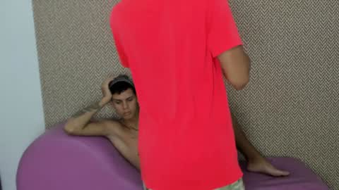 Snapshot of cute_boys18 chatting on December 10, 4:24 am ARTURO-18  MATIAS-18  NIKOLAY-19  HADES-18  GABO-19 online show from December 10, 4:24 am