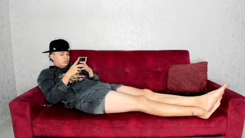 Snapshot of cute_boys18 chatting on February 26, 1:41 pm ARTURO-18  MATIAS-18  NIKOLAY-19  HADES-18  GABO-19 online show from February 26, 1:41 pm